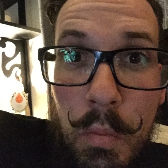 Meet your Posher, Jared - Picture 1 of 1